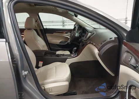 2017 Buick Regal Turbo Sport Touring z USA, uszkodzony, nr VIN 2G4GL5EX9H9190676